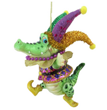 Load image into Gallery viewer, Jester Alligator  Running - December Diamonds - 6&quot;
